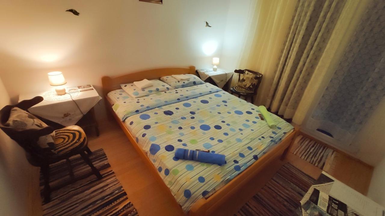 普卢日内 Privatni Smjestaj "Mratinje"旅馆 外观 照片