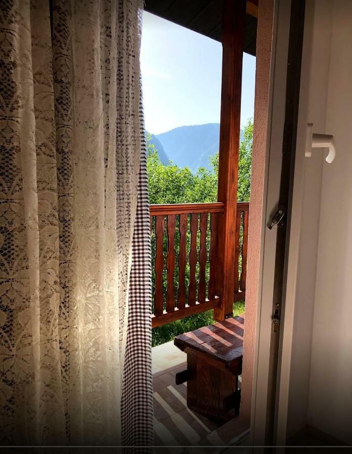 普卢日内 Privatni Smjestaj "Mratinje"旅馆 外观 照片